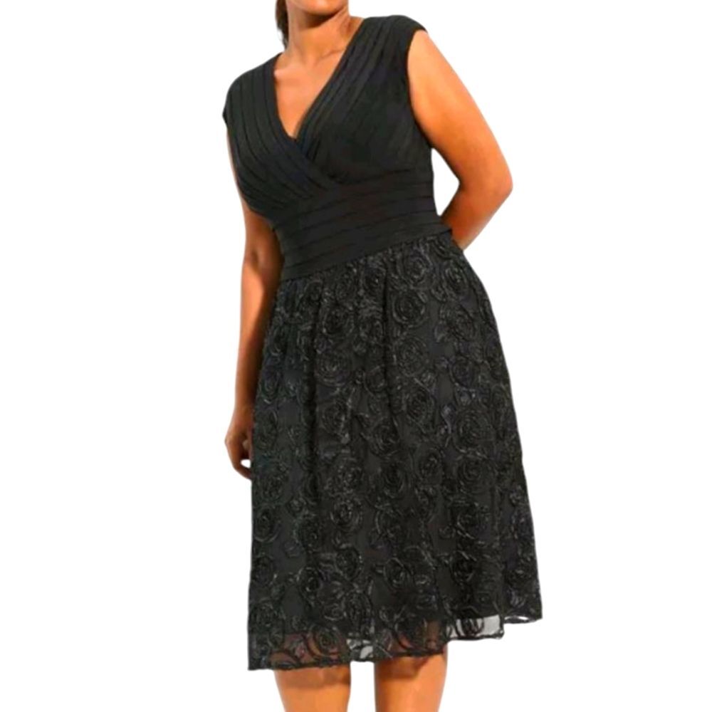 Adrianna Papell Black Formal Cocktail Dress Fit Flare Cap Sleeve Knee Length‎ 4